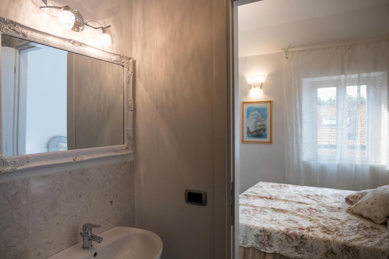 Apartamento Artemisia Viareggio Exterior foto
